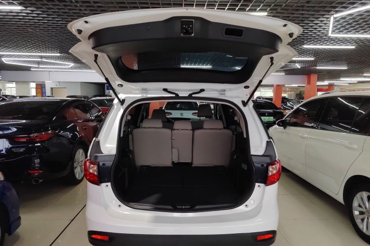 马自达5 2013款 2.0L 手动舒适型局部细节23