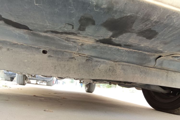 铃木 奥拓 2013款 改款 1.0L 手动舒适型局部细节9008