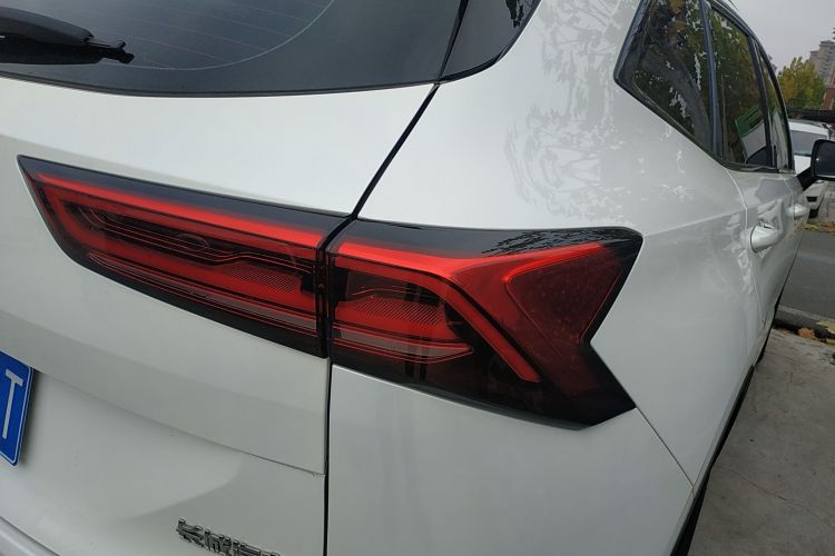 哈弗H6 2024款 1.5T 两驱Pro车身外观9