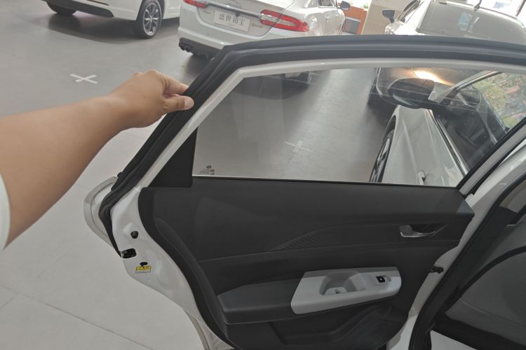 东风风神E70 2023款 PRO 智行版中控内饰7008