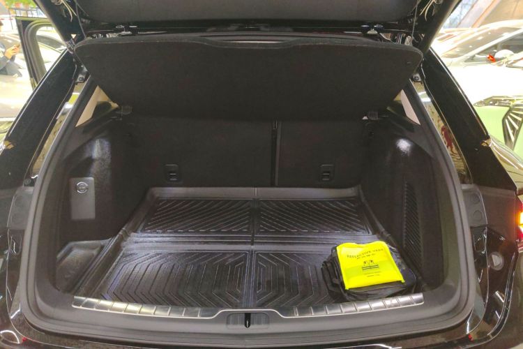 鸿蒙智行 问界M5 2023款 纯电后驱标准版局部细节23