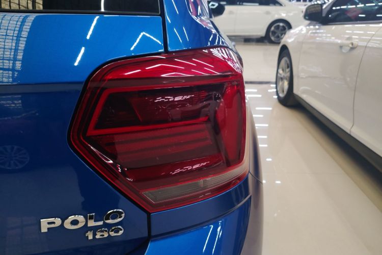 大众 Polo 2019款 Plus 1.5L 自动炫彩科技版车身外观9