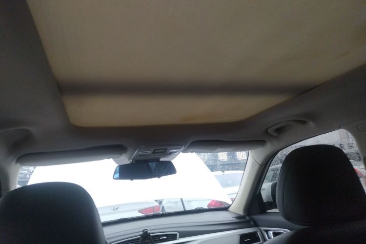 吉利汽车 博越 2016款 1.8TD 自动四驱智慧型中控内饰22