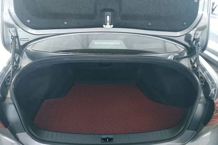 英菲尼迪Q50L 2018款 2.0T 逸享版 国VI局部细节23