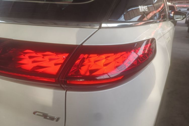 小鹏G3 2021款 G3i 460N车身外观6002