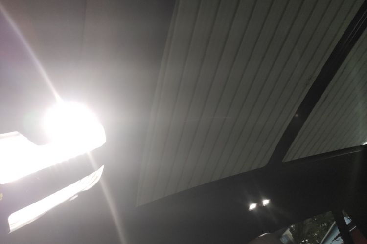 领克09 EM-P 2023款 2.0TD EM-P 远航版AM 六座中控内饰22