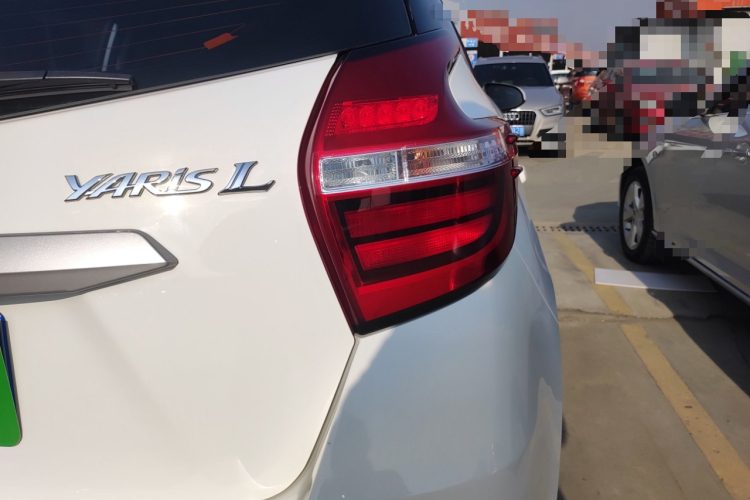 丰田 YARiS L 致炫 2019款 1.5E CVT魅动版 国VI车身外观6006