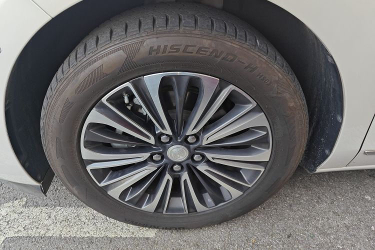 别克GL8 2022款 ES陆尊 653T 旗舰型车身外观6007