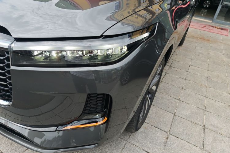 理想汽车 理想ONE 2021款 增程6座版车身外观36