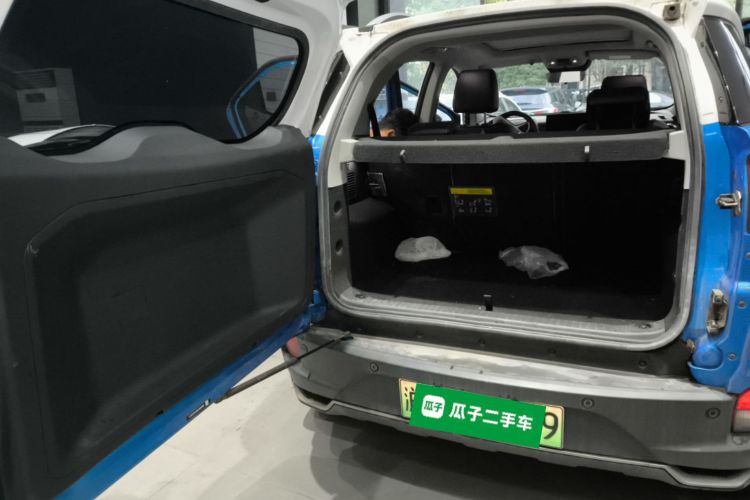 比亚迪 元新能源 2019款 EV535 高能领航版局部细节23