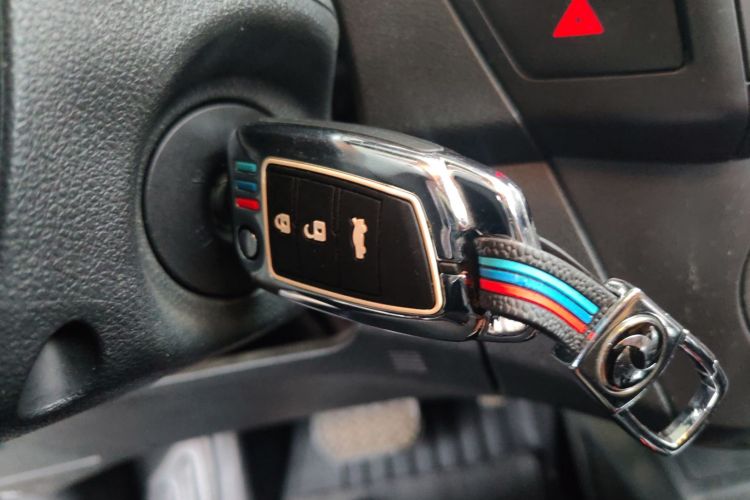 东风风神AX3 2016款 1.5L 自动尚酷型中控内饰11