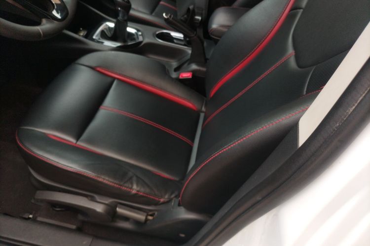 东南DX3 2016款 1.5L 手动豪华型中控内饰19