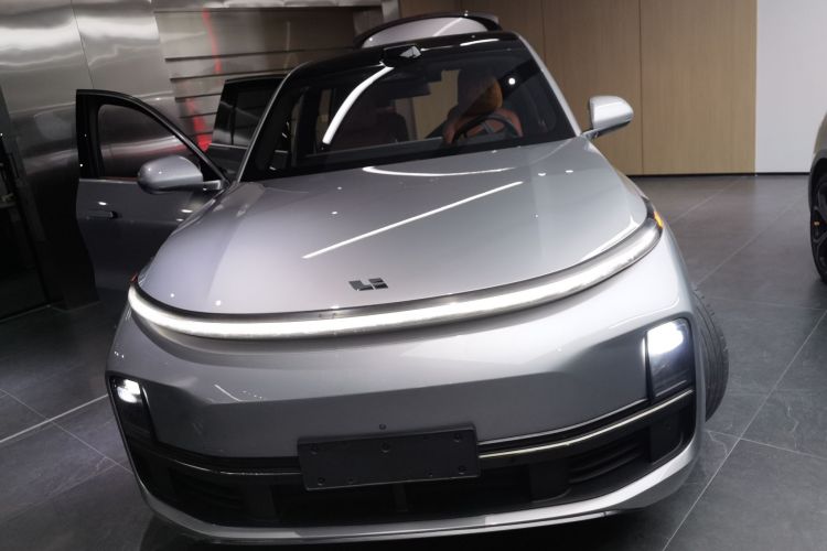 理想汽车 理想L9 2022款 Max车身外观2