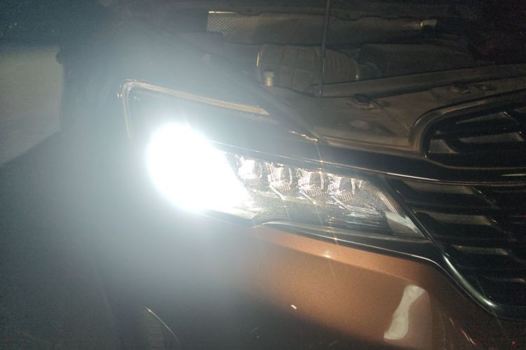 别克GL8 2021款 陆上公务舱 652T 舒适型车身外观6006