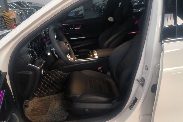 奔驰C级 2025款 改款 C 200 L 运动版局部细节19