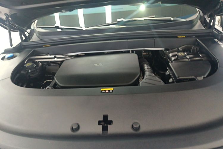 理想汽车 理想L6 2024款 Max机舱底盘24