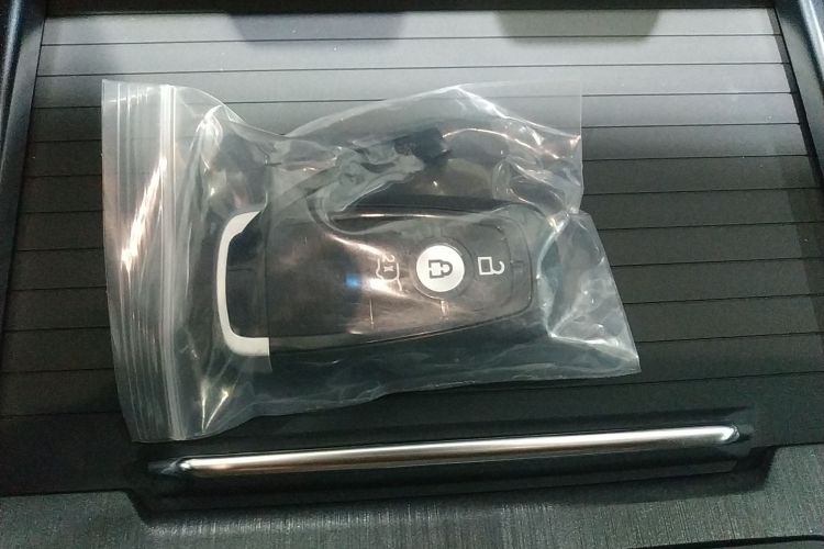 福特 2025款 锐界L 2.0T EcoBoost E混动四驱七座至尊型中控内饰11