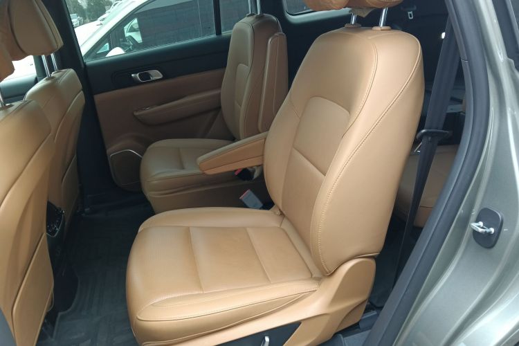 理想汽车 理想ONE 2021款 增程6座版中控内饰21