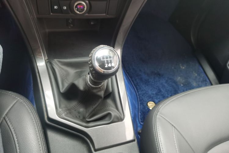 长城 风骏5 2021款 2.0T柴油两驱精英型大双排国VI GW4D20M中控内饰18