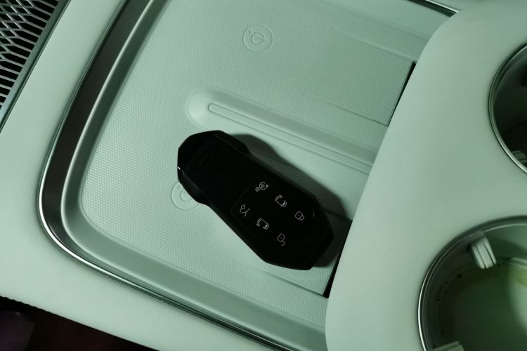 小鹏X9 2024款 702超长续航Pro中控内饰11