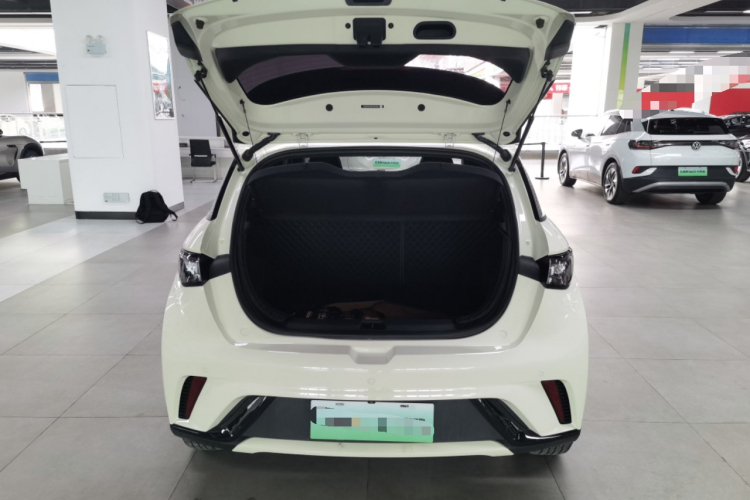 比亚迪 海豚 2023款 420km 自由版机舱底盘23