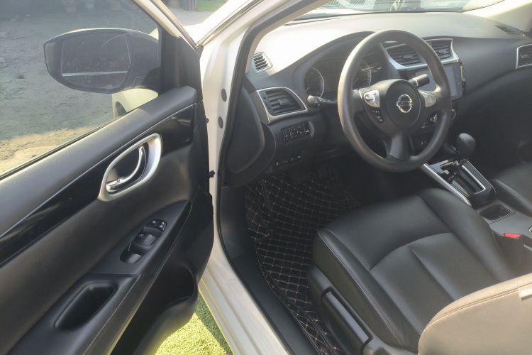 日产 轩逸 2021款 经典 1.6XL CVT豪华版中控内饰20