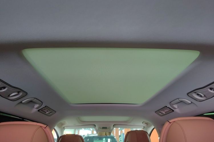 腾势D9 2024款 DM-i 980 四驱尊贵型中控内饰22