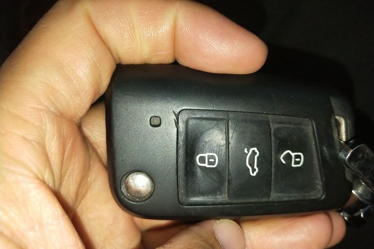 大众 途观L 2020款 330TSI 自动两驱全景舒适版 国VI中控内饰11