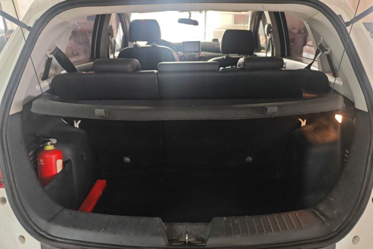 北京汽车 绅宝X25 2015款 1.5L 手动精英型机舱底盘23