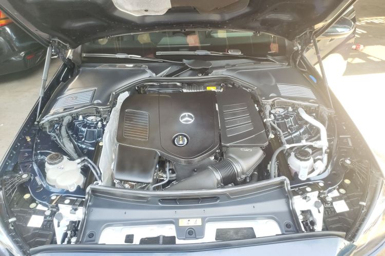 奔驰C级 2022款 改款 C 200 L 运动版局部细节24