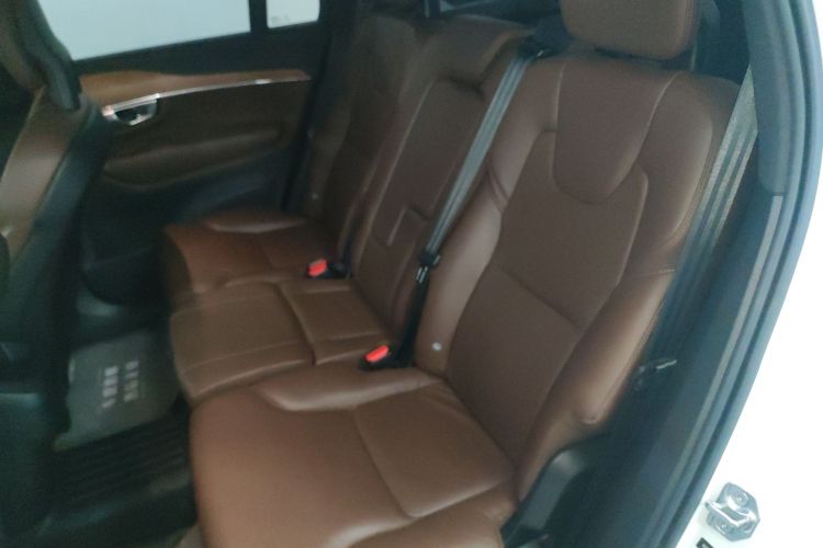 沃尔沃XC90 2021款 B5 智行豪华版 5座中控内饰7004