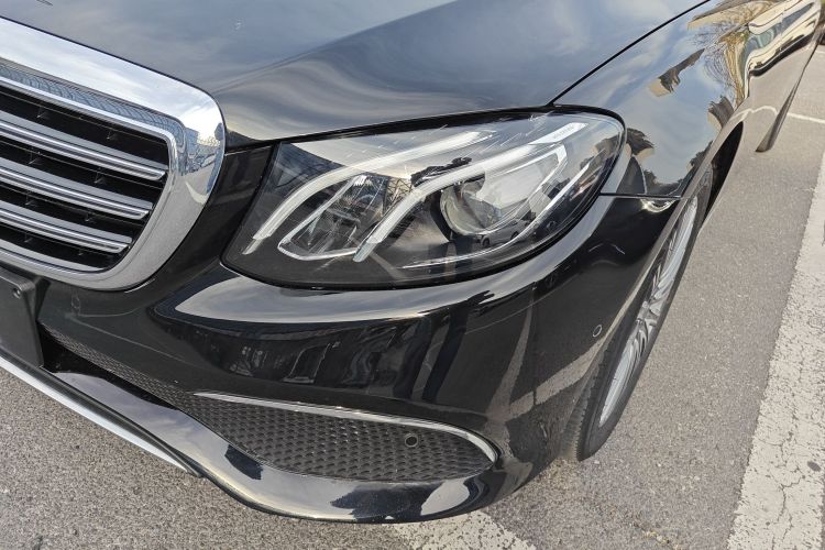 奔驰E级 2020款 E 300 L 时尚型局部细节36