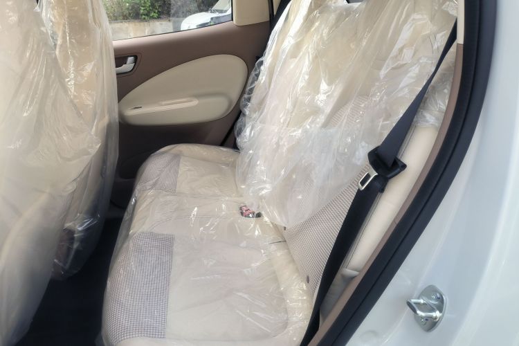 五菱汽车 宏光MINIEV 2025款 四门版 进阶款中控内饰21