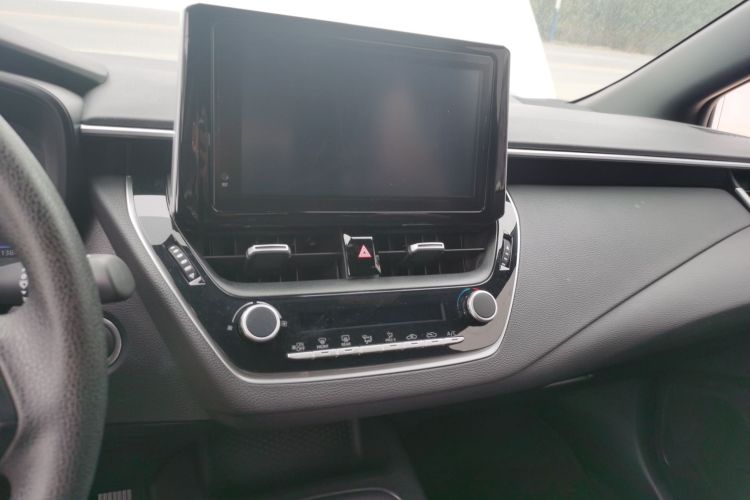 丰田 雷凌 2023款 185T CVT豪华版中控内饰16