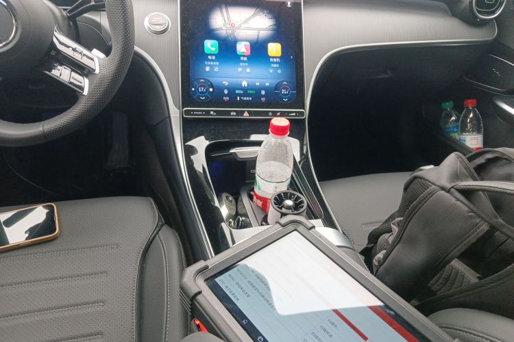 奔驰C级 2025款 C 200 L 运动版局部细节18