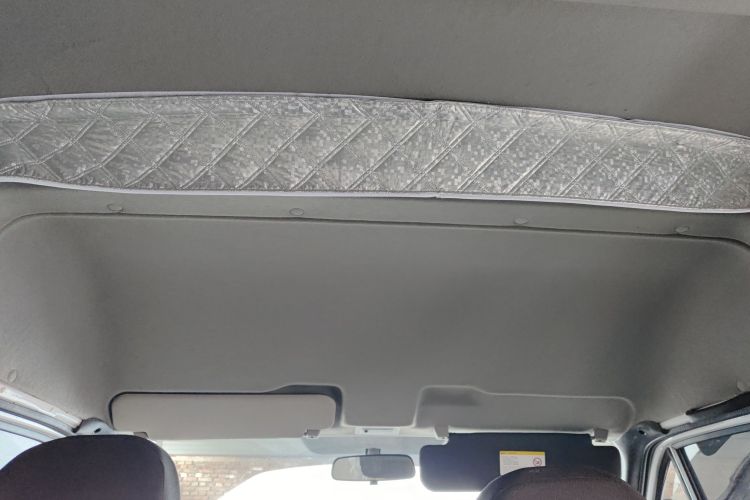 江铃 特顺 2021款 2.8T空间王金牛款短轴中高顶6座柴油国VI JX493中控内饰22