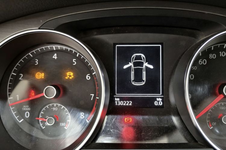 大众 高尔夫 2016款 230TSI 自动舒适型中控内饰14