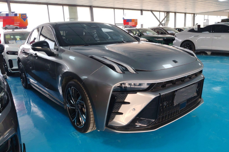 领克03 2023款 2.0TD DCT劲Pro车身外观3