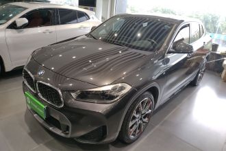 宝马X2 2021款 改款 sDrive25i 锋芒版