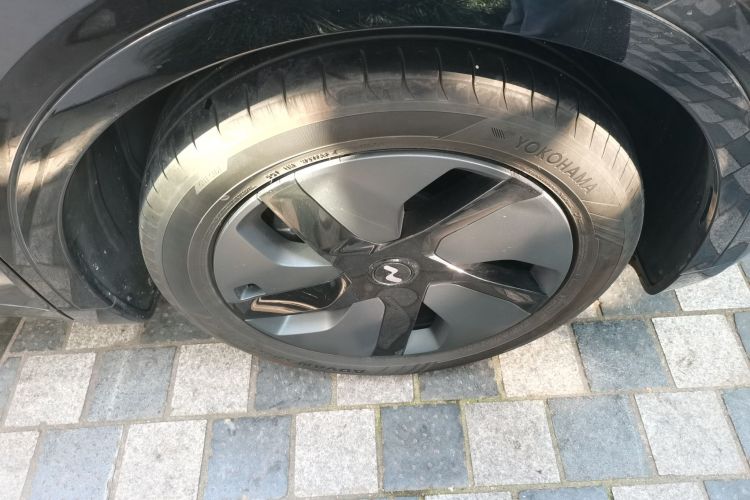 乐道L60 2024款 60kWh 后驱版车身外观6007