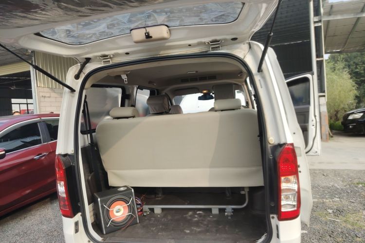 五菱汽车 五菱荣光V 2018款 1.5L标准型机舱底盘23