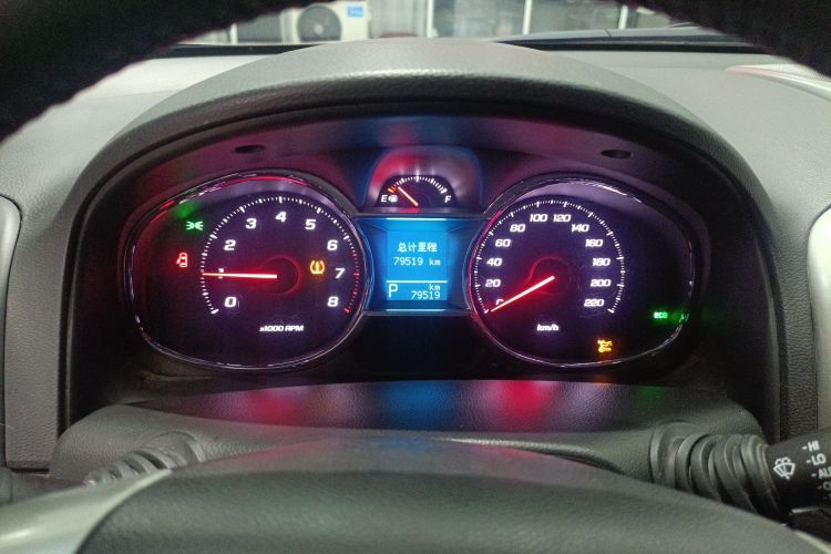 雪佛兰 科帕奇 2015款 2.4L 四驱旗舰版 7座局部细节14