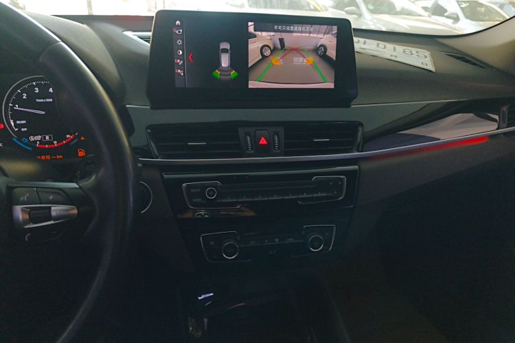 宝马X1 2020款 sDrive20Li 尊享型中控内饰16