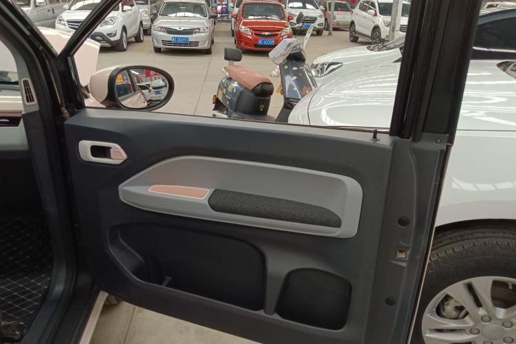 奇瑞新能源 QQ冰淇淋 2022款 170km 圣代 磷酸铁锂中控内饰42