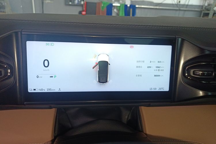 蔚来ES8 2022款 75kWh 六座版中控内饰14