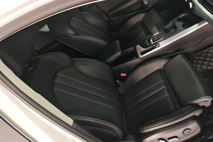 奥迪A4L 2024款 40 TFSI 时尚动感型局部细节41