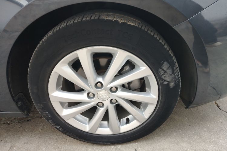 别克 威朗 2015款 三厢 15S 自动领先型车身外观10