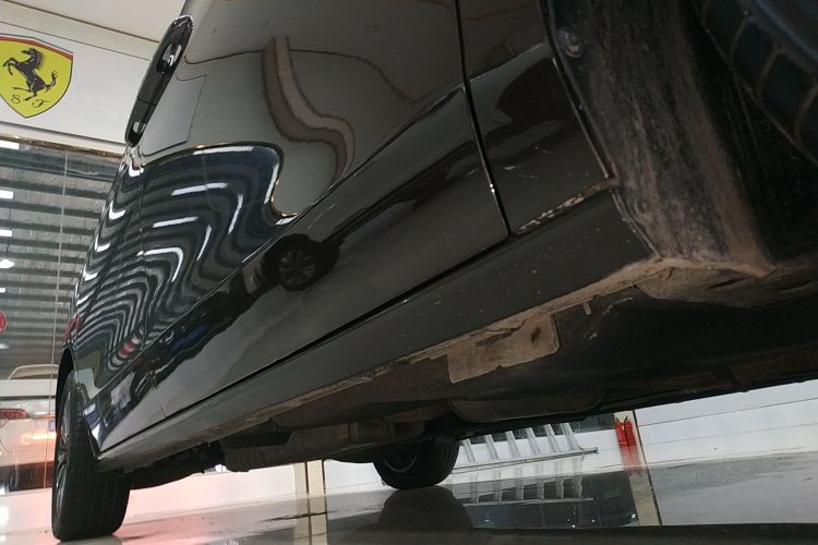 别克GL8 2021款 ES陆尊 653T 豪华型机舱底盘29