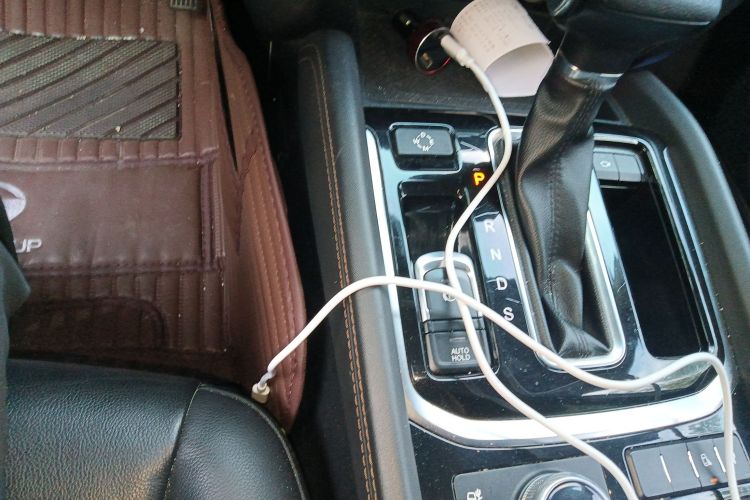 广汽传祺 传祺GS8 2017款 320T 四驱豪华智联版（七座）局部细节18