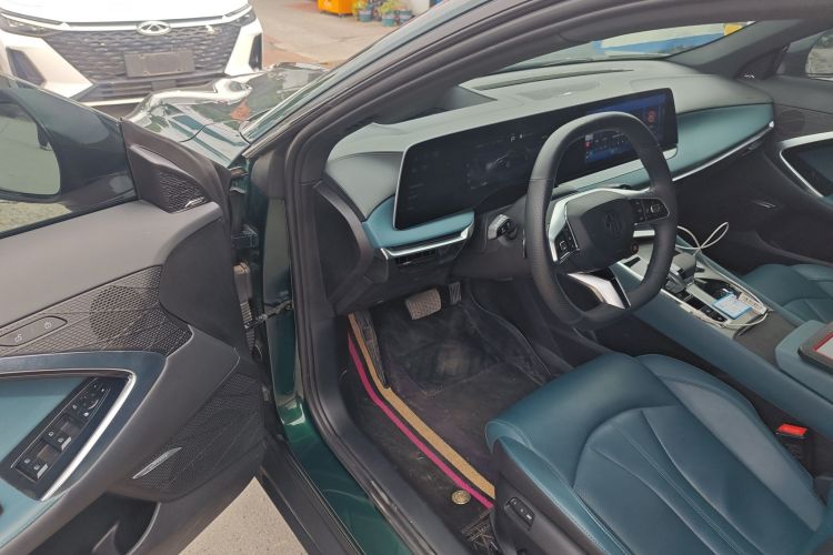 名爵 MG7 2025款 2.0T Trophy+ 超级智驾版中控内饰20